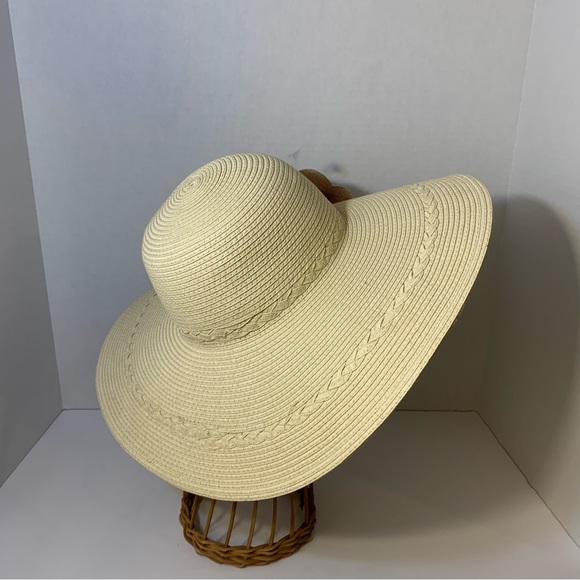 Large Brim 100% Paper Creme Hat One Size - Picture 5 of 10